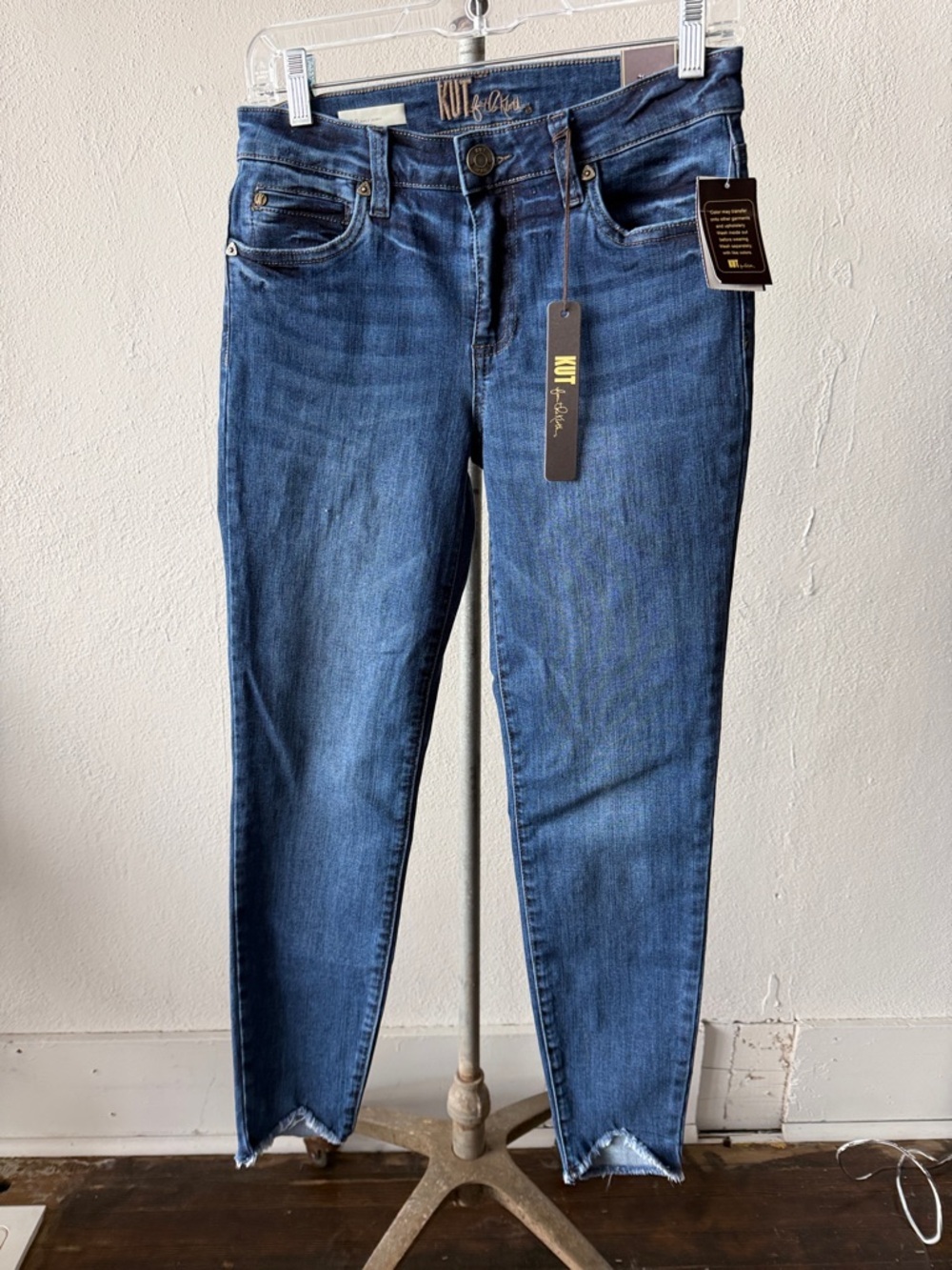 NWT Kut from the Kloth Carlo Ankle Skinny Jeans Size 4 - Picture 4 of 4